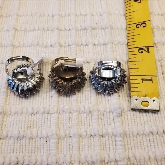 Bundle of floral glam jeweled art deco adjustable flower rings lot - Picture 3 of 3